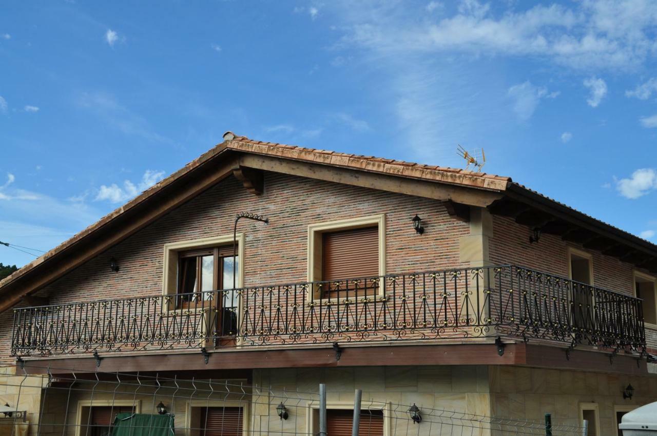 Casa Rural Mirador De Pinares San Leonardo de Yagüe Exterior foto